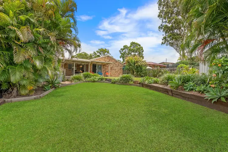 5 Newlands Avenue, Petrie QLD 4502