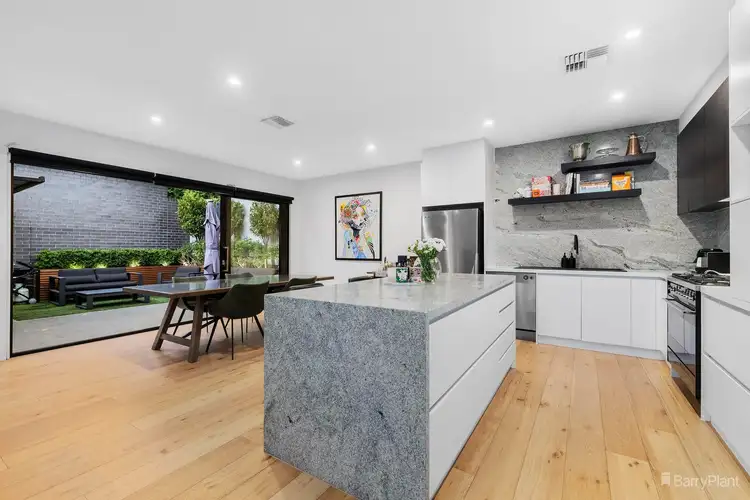 Sixth view of Homely townhouse listing, 2/13 Banyule Road, Rosanna VIC 3084