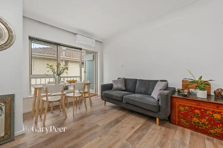 Main view of Homely unit listing, 8/8 Rosstown Road, Carnegie VIC 3163