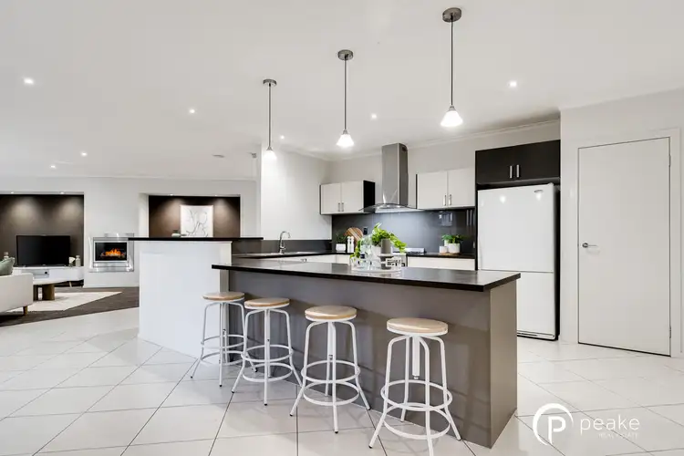 Fifth view of Homely house listing, 1 Lakeside Drive, Berwick VIC 3806