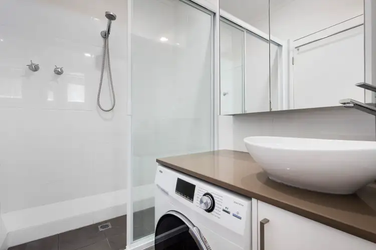 Third view of Homely apartment listing, 205/25 Hotham Street, East Melbourne VIC 3002
