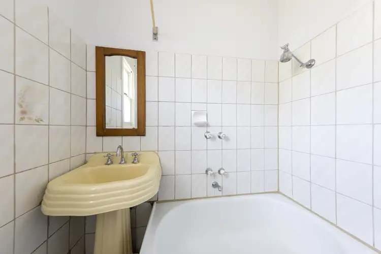 Fifth view of Homely flat listing, 2/1 Argyle Street, West Footscray VIC 3012
