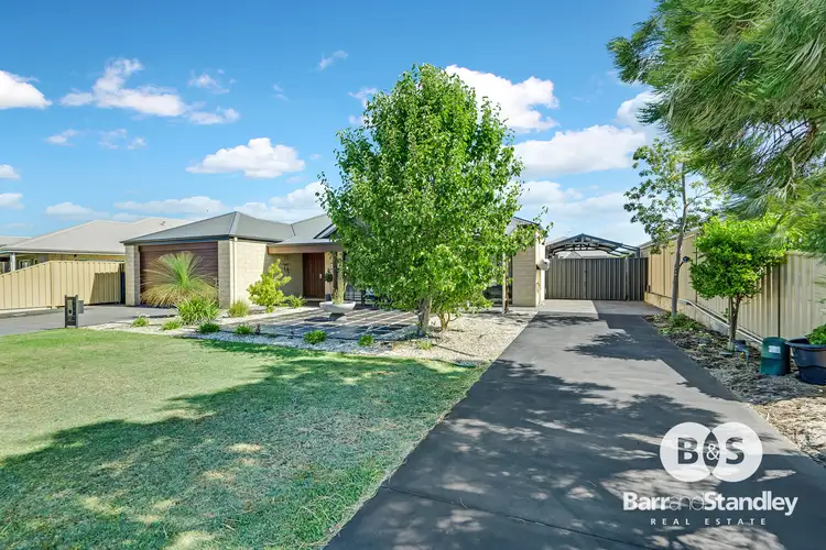 22 Peninsula Lakes Drive, Eaton WA 6232