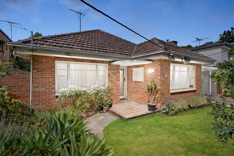 17 Hampton Parade, West Footscray VIC 3012
