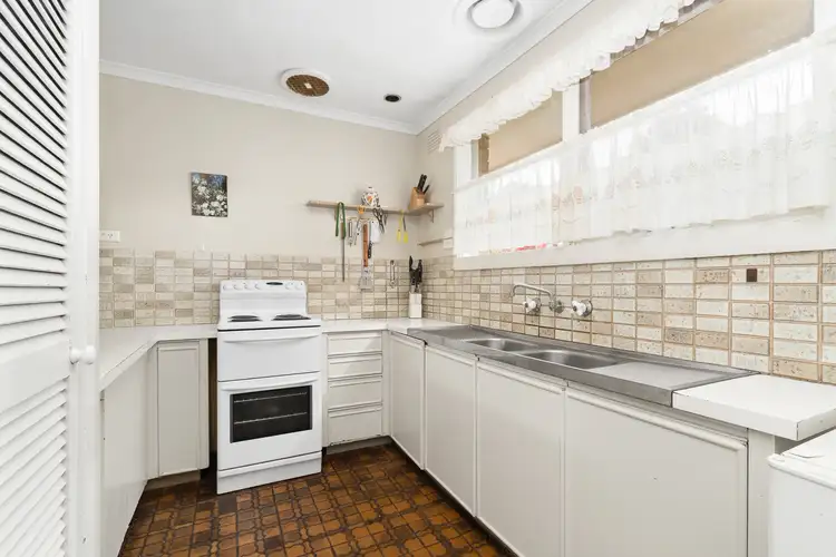 Second view of Homely house listing, 4 Montrose Avenue, Somerville VIC 3912