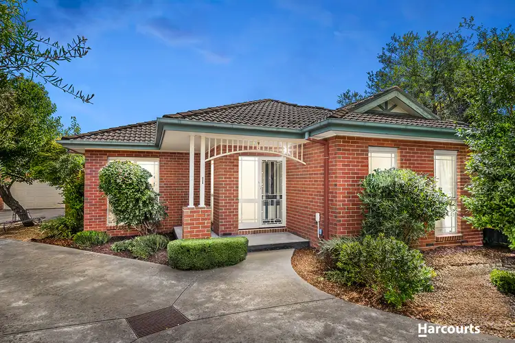 1/2 Brush Grove, Glen Waverley VIC 3150