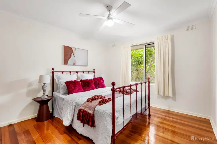 Fifth view of Homely house listing, 4 Clovelly Court, Viewbank VIC 3084