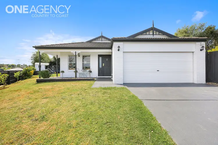 Third view of Homely house listing, 3 Sturt Place, Warragul VIC 3820