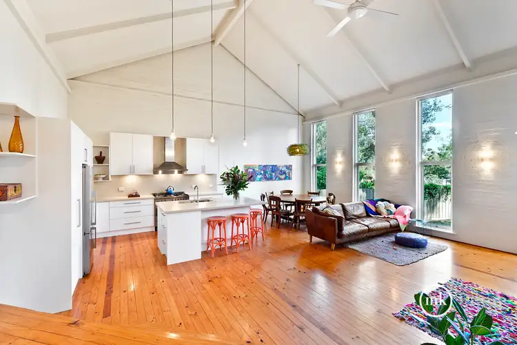 25 Pymm Avenue, Eltham North VIC 3095
