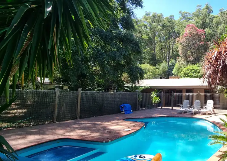 614 Woods Pt Road, East Warburton VIC 3799