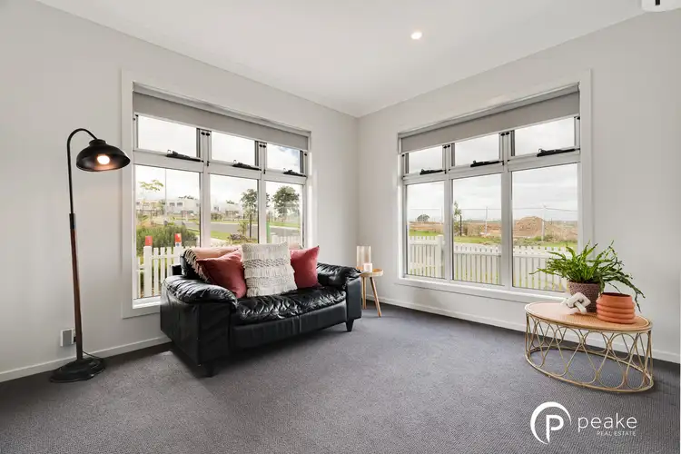 Fifth view of Homely townhouse listing, 1 Splendour Lane, Berwick VIC 3806