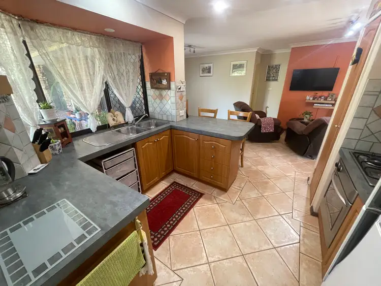 Fifth view of Homely house listing, 7 Duignan Place, Australind WA 6233