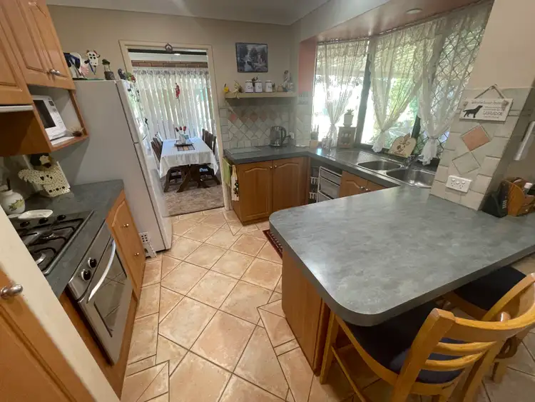 Sixth view of Homely house listing, 7 Duignan Place, Australind WA 6233