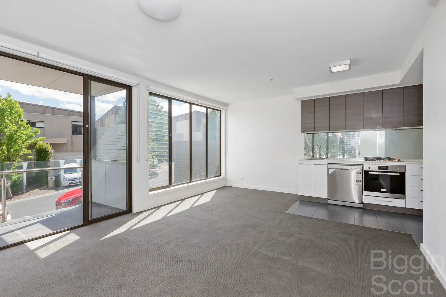 Main view of Homely apartment listing, 4/4 Yarra Bing Crescent, Burwood VIC 3125