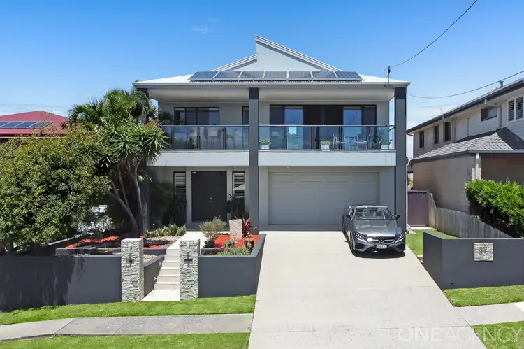 37 Michel Road, Scarborough QLD 4020