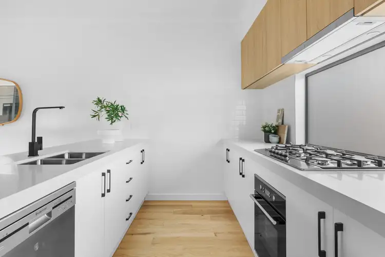 Sixth view of Homely townhouse listing, 2/1 Park Street, Mordialloc VIC 3195