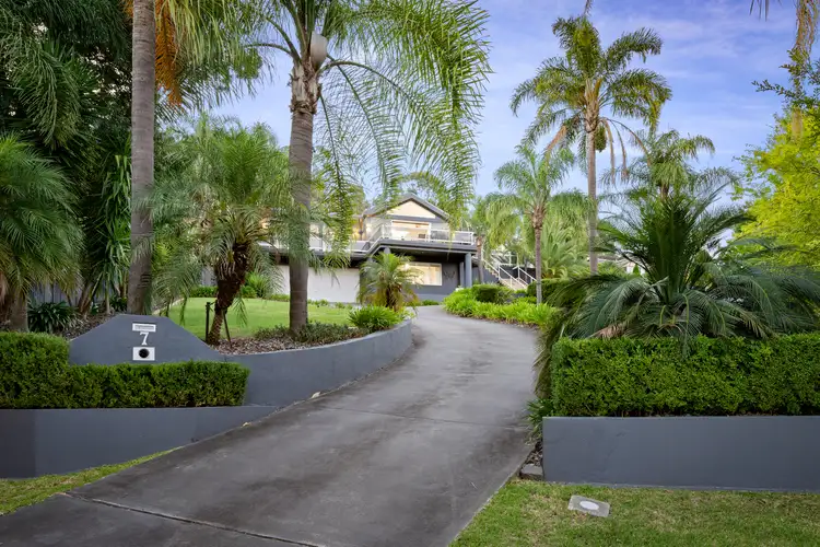 7 Ronald Place, East Albury NSW 2640