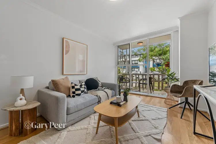 4/1307 Glen Huntly Road, Carnegie VIC 3163