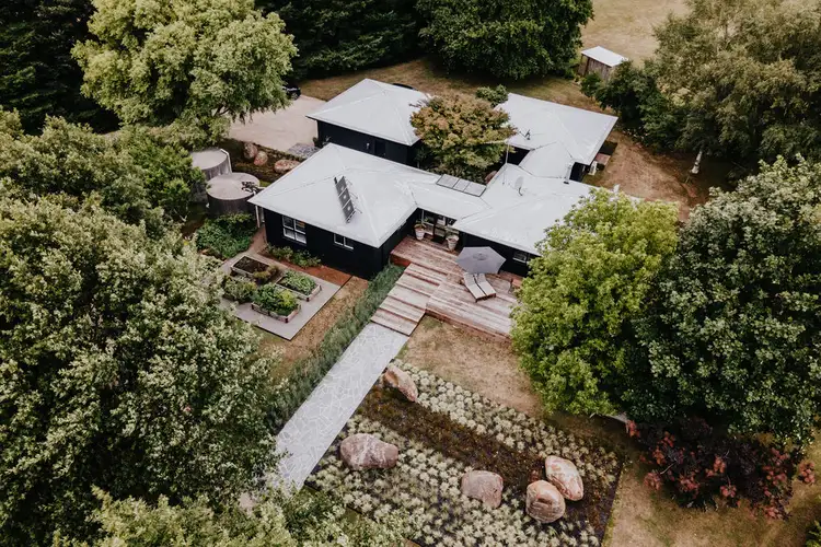 10 Lyonville Springs Road, Lyonville VIC 3461
