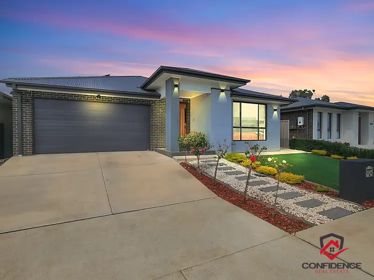 70 Barramundi Street, Throsby ACT 2914