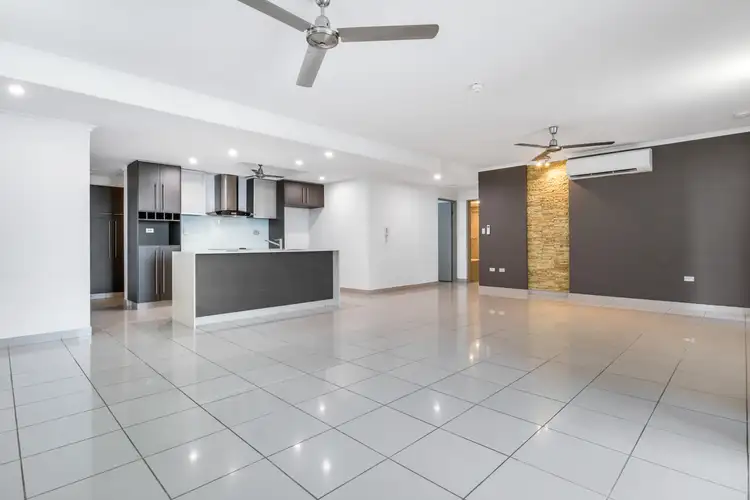 Sixth view of Homely apartment listing, 8/107 Woods Street, Darwin City NT 800