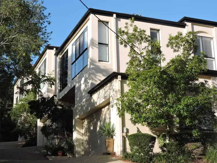 Main view of Homely unit listing, 2/68 Armadale Street, St Lucia QLD 4067