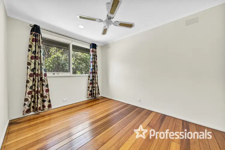Fifth view of Homely house listing, 19 Mccrae Close, Scoresby VIC 3179