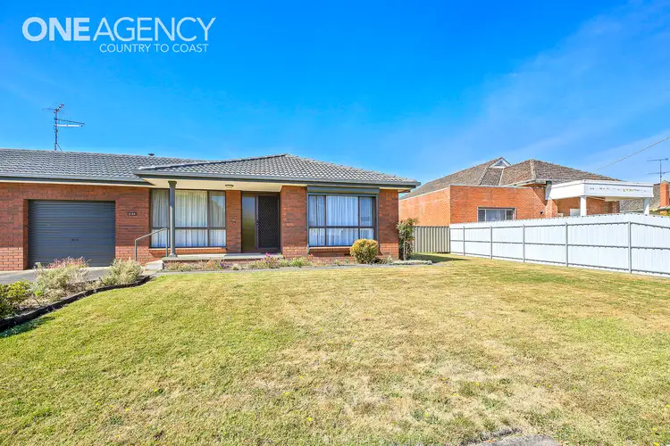 Second view of Homely house listing, 2/53 Kitchener Street, Trafalgar VIC 3824
