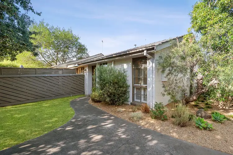 193-197 Mount Eliza Way