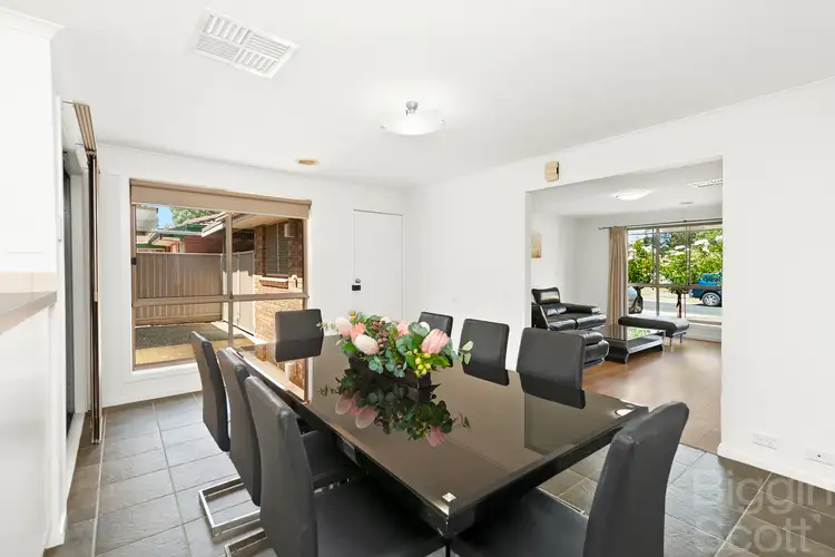 2 Lauderdale Avenue, Alfredton VIC 3350