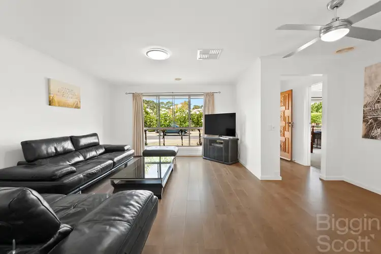 Fifth view of Homely house listing, 2 Lauderdale Avenue, Alfredton VIC 3350