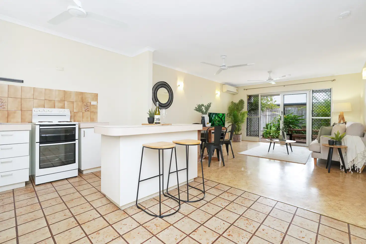 Main view of Homely unit listing, 2/16 Omeo Street, Brinkin NT 810