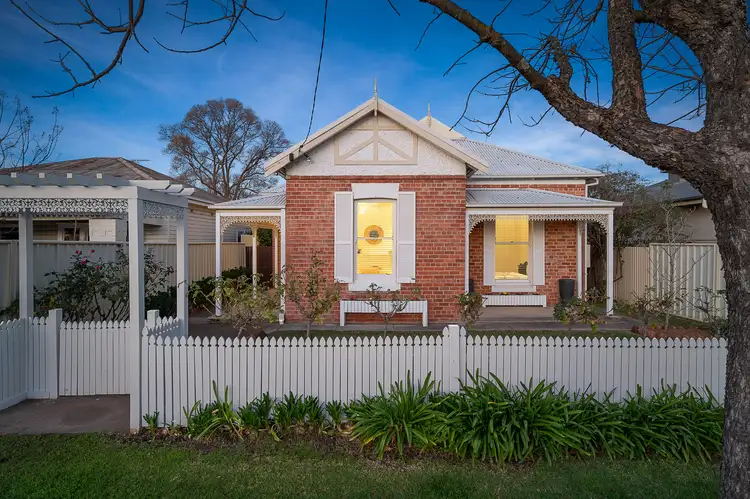 344 Macauley Street, South Albury NSW 2640
