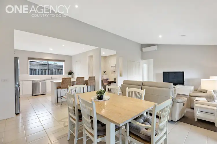 14 Wisteria Drive, Yarragon VIC 3823