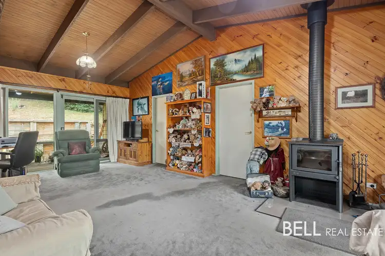 Second view of Homely house listing, 6 Azalea Crescent, Emerald VIC 3782