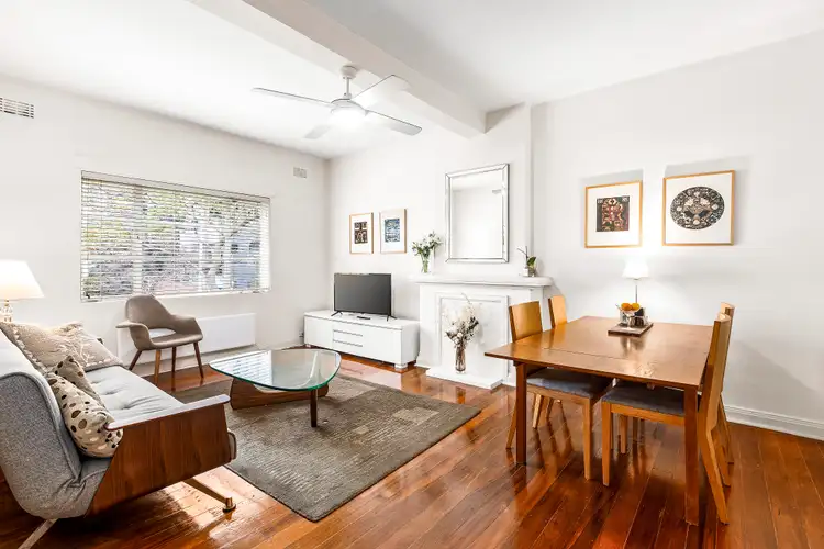 22/17 Queens Road, Melbourne VIC 3004