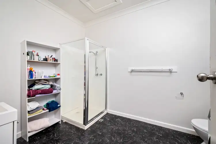 Sixth view of Homely unit listing, 4/536 Tara Avenue, East Albury NSW 2640