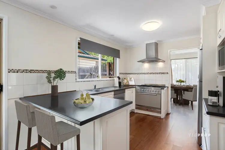 9 Hancock Drive, Ferntree Gully VIC 3156