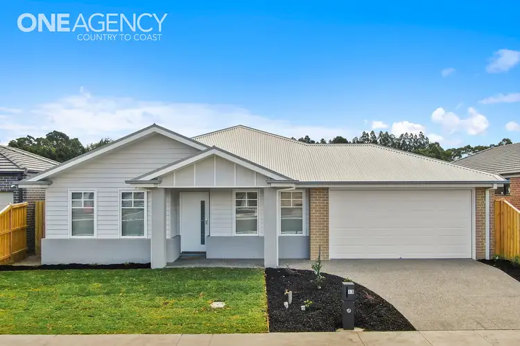 13 Open  Drive, Drouin VIC 3818