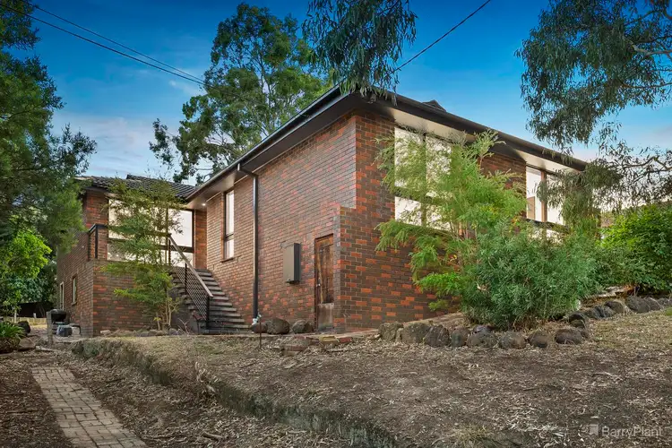 34 Luck Street, Eltham VIC 3095