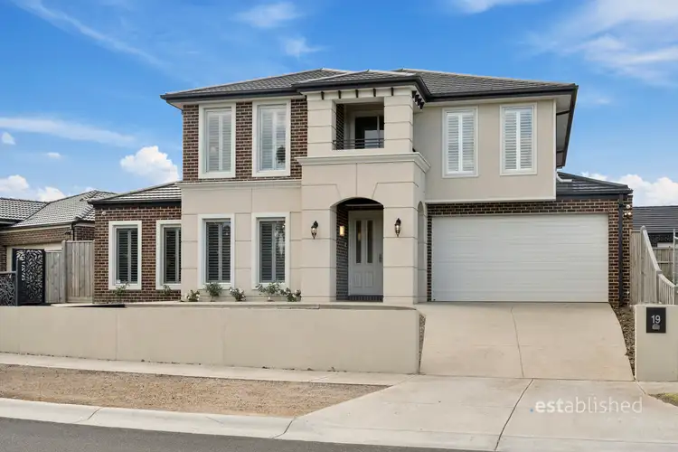 19 Pilatus Crescent, Point Cook VIC 3030
