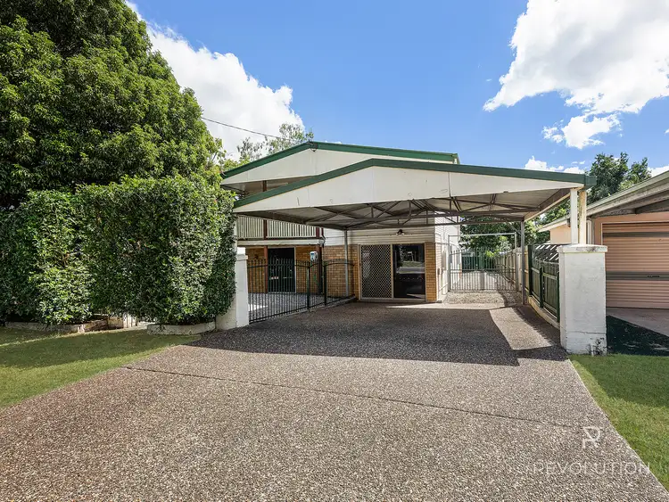 12 Selwyn Street, North Booval QLD 4304