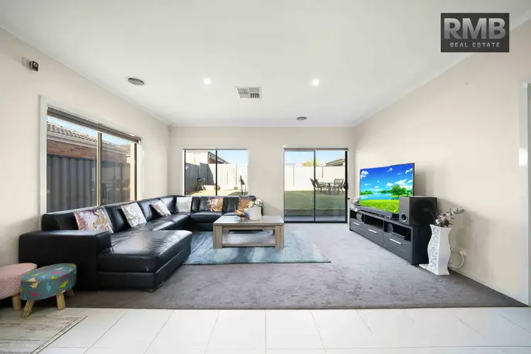 Fifth view of Homely house listing, 31 Rifflebird Drive, Tarneit VIC 3029