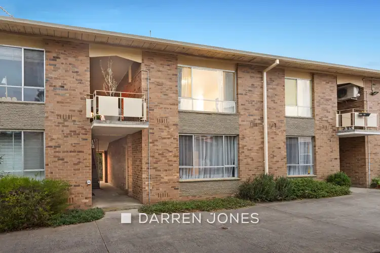 5/6 Wattle Drive, Watsonia VIC 3087