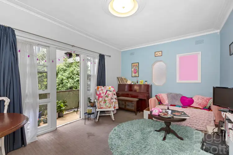 9/75 Queens Road, Melbourne VIC 3000