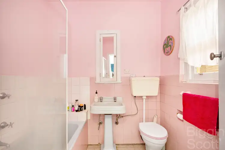 Fourth view of Homely apartment listing, 9/75 Queens Road, Melbourne VIC 3000