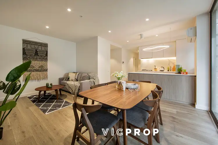 212/5 Elgar Court, Doncaster VIC 3108