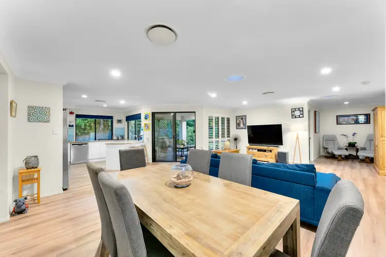 4 Midson Street, Petrie QLD 4502