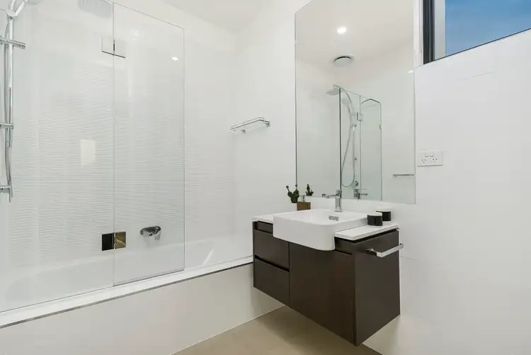 Sixth view of Homely townhouse listing, 1/213 Station Street, Edithvale VIC 3196