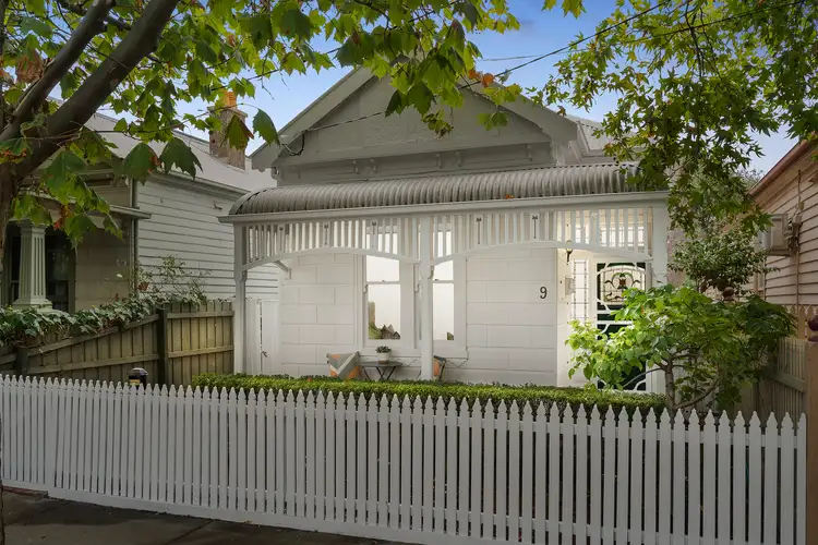 9 Hamilton Street, Seddon VIC 3011